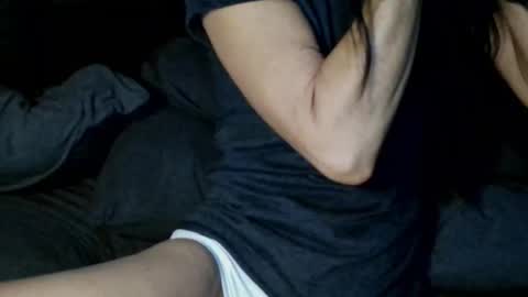 Blueeyedlie online show from March 6, 6:30 am