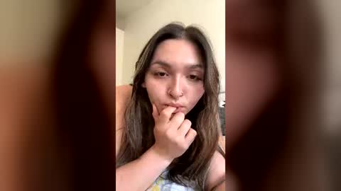 bluntbaby4 online show from June 15, 9:59 pm