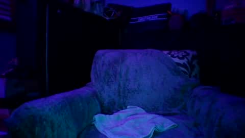 Snapshot of bodicas chatting on October 9, 3:54 am milf online show from October 9, 3:54 am