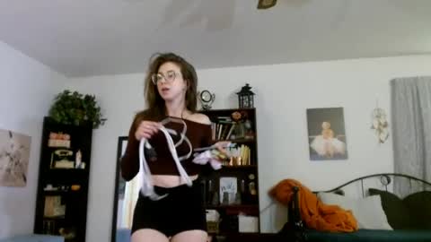 BombshellBaeby online show from July 26, 5:15 am