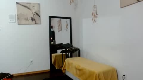 BombshellBaeby online show from November 5, 4:40 am