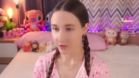 Emma online show from September 20, 1:38 am