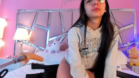 Bonnie  online show from January 28, 1:38 pm