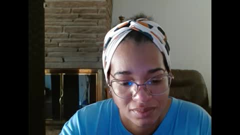 Queen Bon Vivantt online show from October 9, 1:37 pm