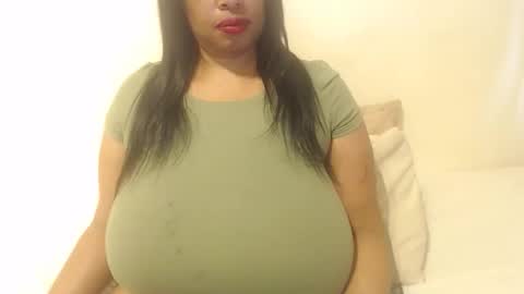 boobyqueen online show from October 27, 5:25 am