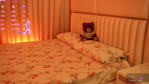 boootyfrytti online show from March 17, 8:46 pm