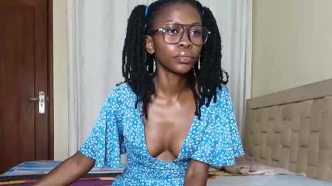 Heather online show from October 23, 2:06 am