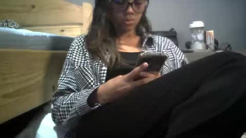 boozyArt online show from December 16, 4:24 pm