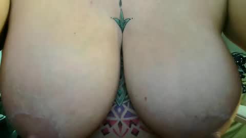 BoredCountryGirl online show from May 14, 3:45 am