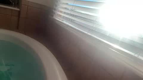 boredsoccermom8 online show from January 12, 10:59 pm