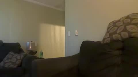 bossqueen864 online show from May 20, 12:35 pm
