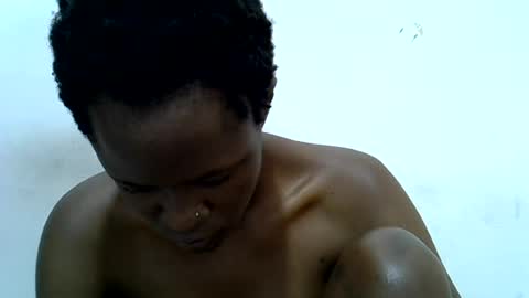 bouncy_vee online show from July 5, 10:32 am