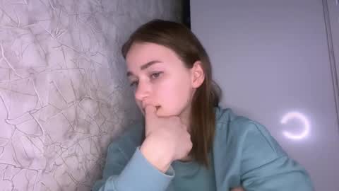 Kate online show from March 17, 7:07 pm