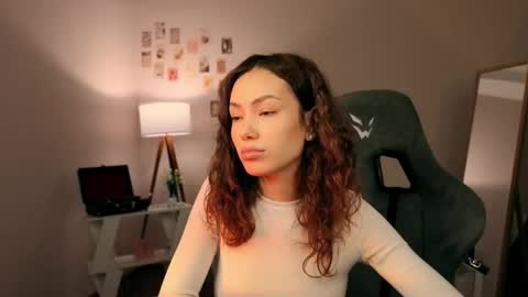 Lilly online show from December 1, 11:36 am