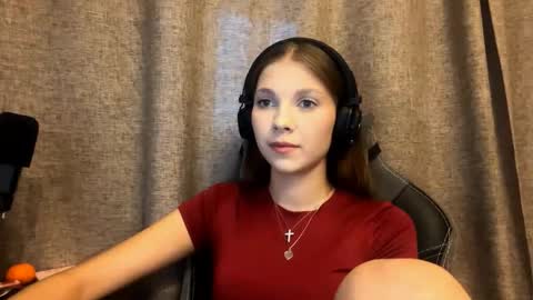 Alice online show from October 27, 1:39 pm