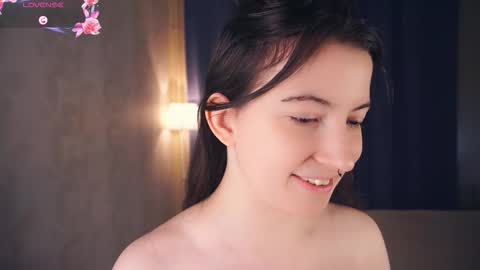 Snapshot of brandikenady chatting on September 16, 7:27 am Hild online show from September 16, 7:27 am