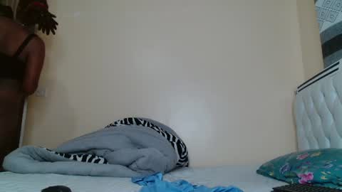 bree_beauty online show from July 5, 4:19 am