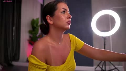 BreezyBella online show from July 31, 3:07 am