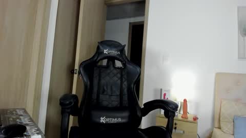 Brenda online show from February 11, 12:58 am