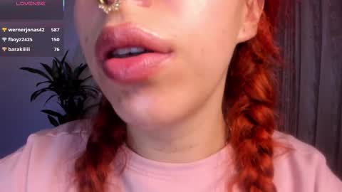 Snapshot of bri_von_dhara_ chatting on September 17, 5:00 pm Bri online show from September 17, 5:00 pm