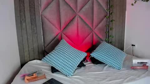 B R I A  online show from February 11, 2:58 am