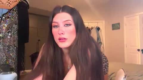 Snapshot of briadominick chatting on October 23, 7:58 am Brianna3 online show from October 23, 7:58 am