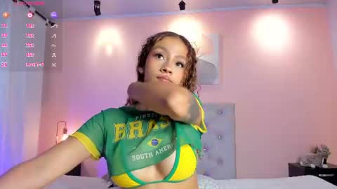 BRIANA online show from June 13, 7:33 pm