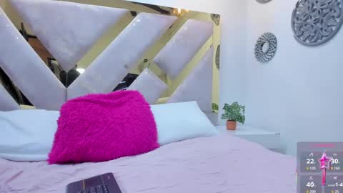 Snapshot of briannahill_ chatting on September 17, 12:03 pm Brianna online show from September 17, 12:03 pm