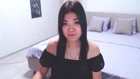 briannamenson online show from December 11, 5:58 pm