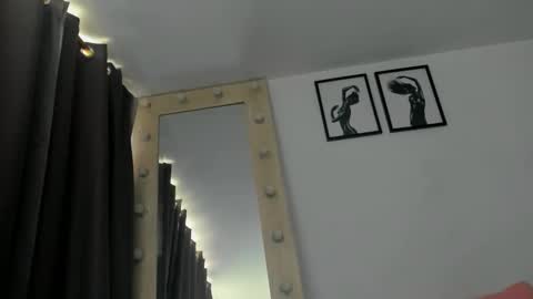 briannawhite10 online show from March 9, 5:49 pm