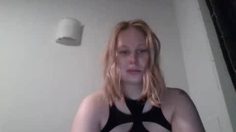 bridget_kiss online show from March 20, 7:19 pm