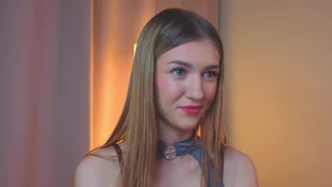 Snapshot of bridgetgodbold chatting on September 8, 8:19 pm Mary online show from September 8, 8:19 pm