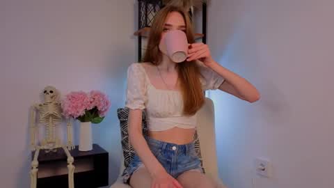 Megan online show from August 2, 11:13 am
