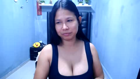 britanyx1 online show from July 12, 4:41 pm