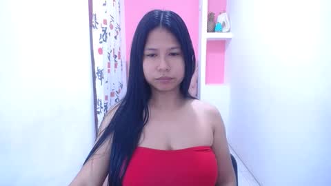 Snapshot of britanyx1 chatting on January 31, 2:07 pm britanyx1 online show from January 31, 2:07 pm