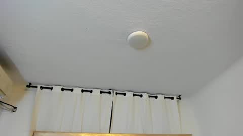 Brittany  online show from November 19, 3:28 am