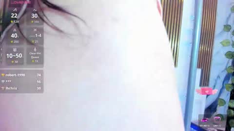 Snapshot of brittanyy20 chatting on October 16, 2:09 pm brittanyy20 online show from October 16, 2:09 pm