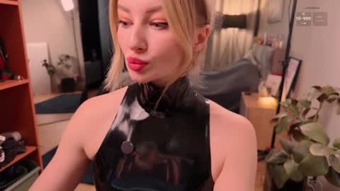 Anna online show from January 18, 12:15 pm