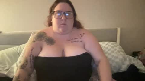 Snapshot of brookenicole3 chatting on September 25, 10:18 pm Madam Brooke online show from September 25, 10:18 pm