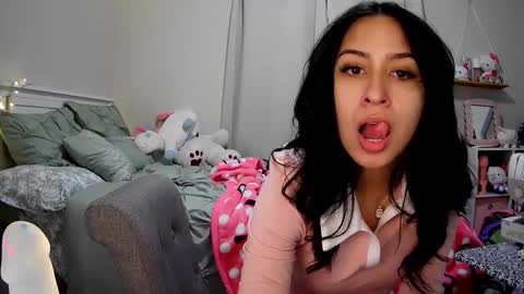 brownbunny212 online show from March 1, 4:47 am