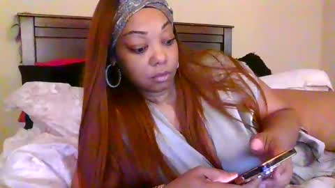 brownroundrenee online show from October 9, 10:08 am