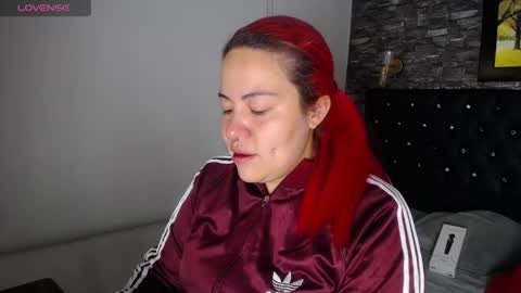 Snapshot of bruja_scarlata chatting on March 12, 11:09 am Bruja SCarlata online show from March 12, 11:09 am