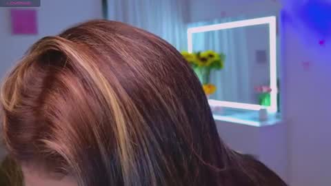 SARAH  online show from June 11, 11:34 pm