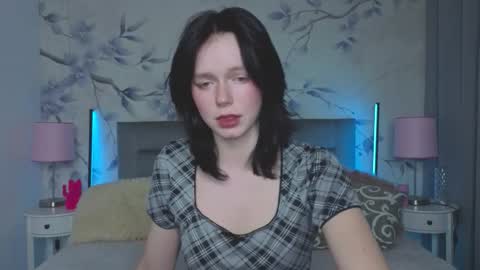 Leona online show from March 16, 10:03 pm