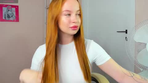 Snapshot of bunny_luvv chatting on September 13, 9:28 am Bunny online show from September 13, 9:28 am