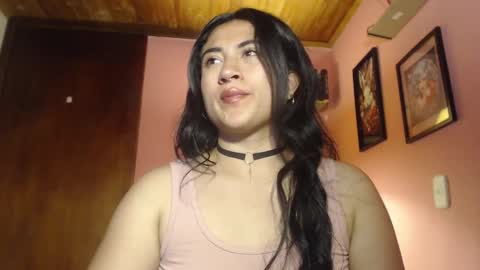 bunnyEmilyR0s33 online show from February 6, 7:56 am