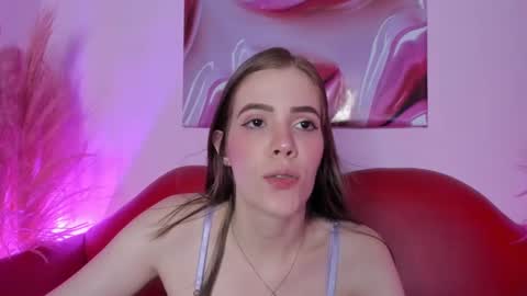 Snapshot of bunnyleahxxx chatting on January 14, 7:11 pm ANASTASIA online show from January 14, 7:11 pm
