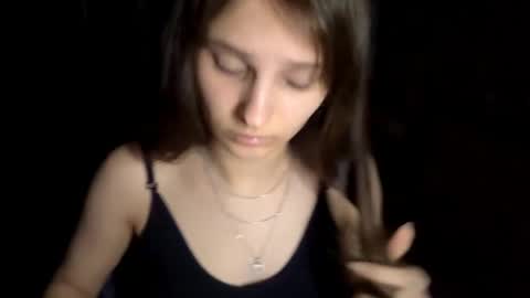 Bella online show from May 12, 4:13 pm