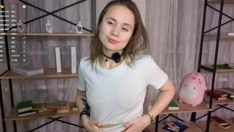 Lizy online show from April 30, 8:36 pm