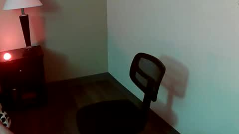 busteebetty online show from February 11, 4:36 am